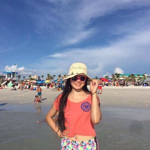 Meet your Posher, Jenny